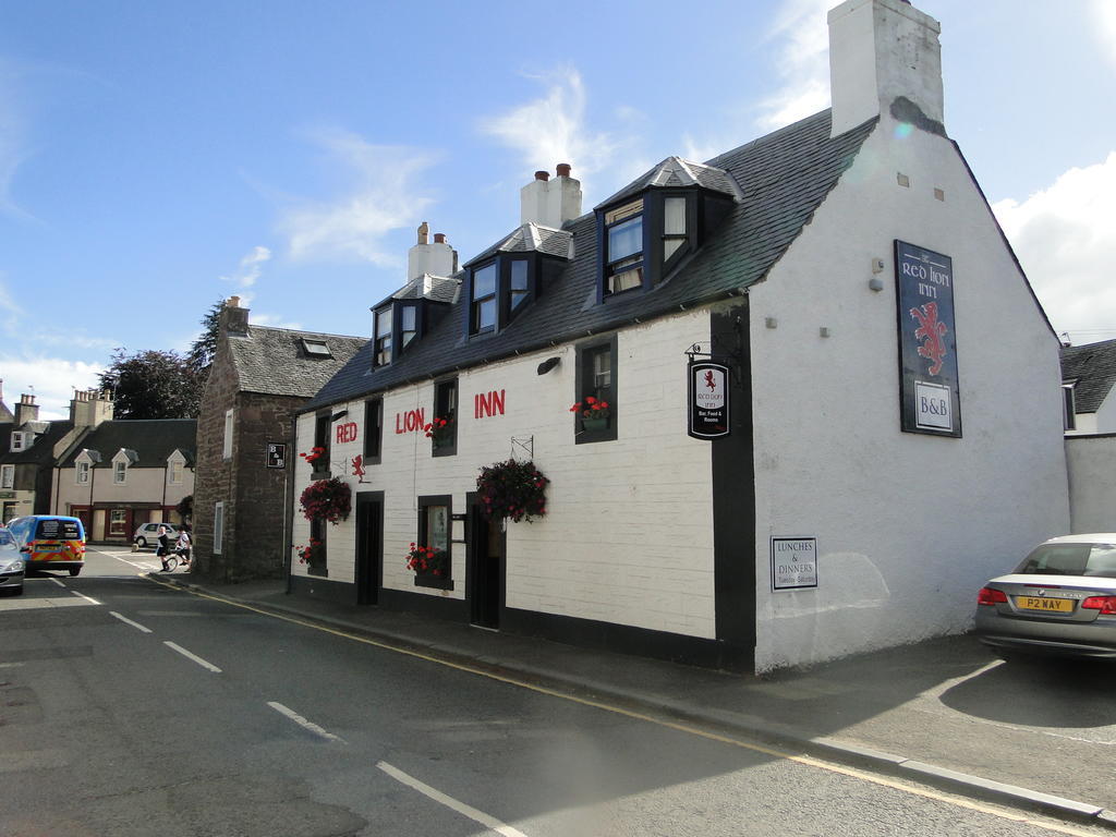 The Red Lion Inn Doune Bagian luar foto